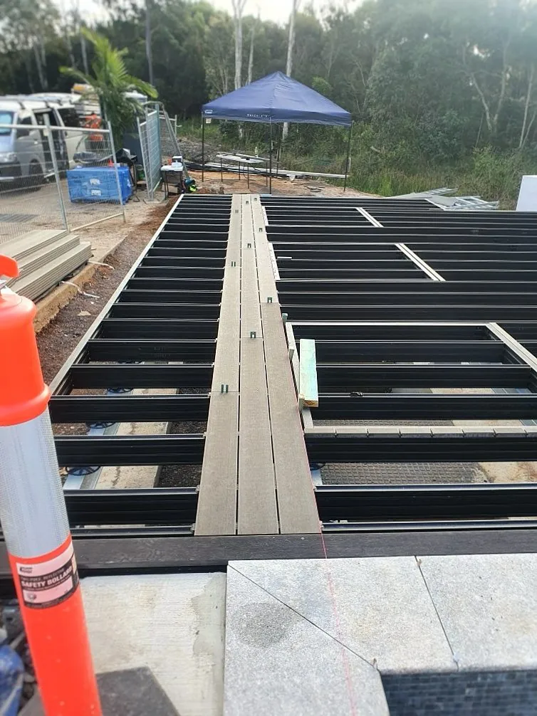 Aluminium deck subframe